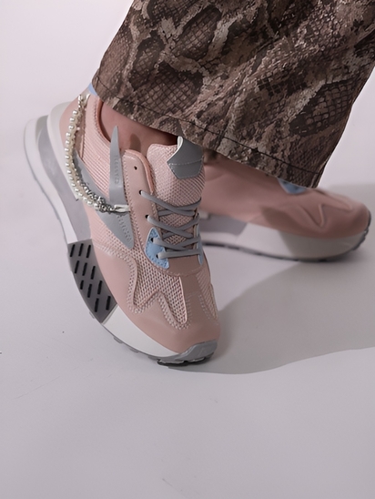 Detachable pearls II  TWP X Selfie Pink Sneakers