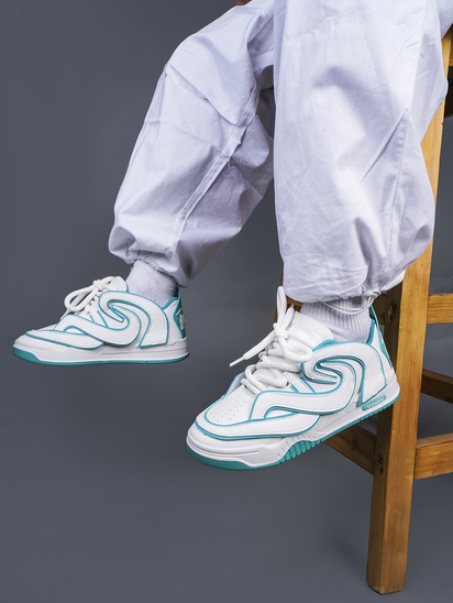 Dual Decks II TWP White Blue Sneakers