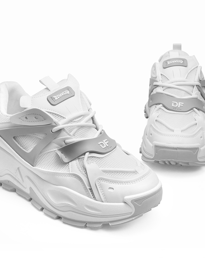 StreetBeat II TWP White Grey Sneakers