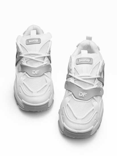 StreetBeat II TWP White Grey Sneakers