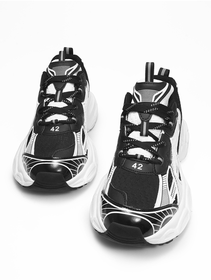 Capetown II TWP Black white Sneakers