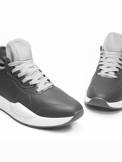 Beast II TWP Grey Sneakers