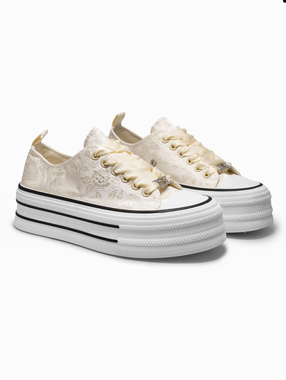 Cosmo canvas II TWP Beige Sneakers