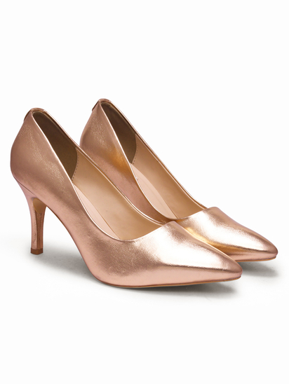 Polished prowess || TWP Gold Pencil heel Stilettos