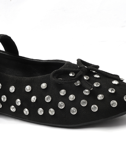 Black mary jane with studded embellshments flat Bellies