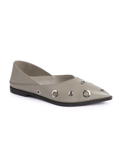 Grey pointed flats with grommets