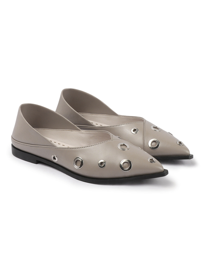 Grey pointed flats with grommets