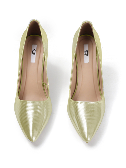 Gold metallic pointed stilettos