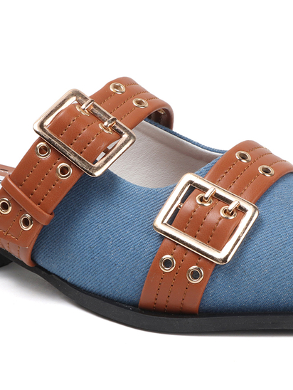 Pointed-toe denim mule shoe