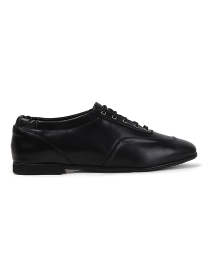 Timeless Lace-Up Ballerinas shoes in Black