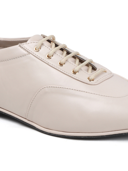 Timeless Lace-Up Ballerinas shoes in Cream