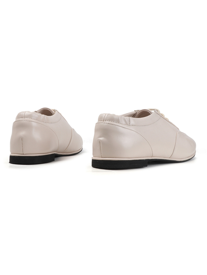 Timeless Lace-Up Ballerinas shoes in Cream