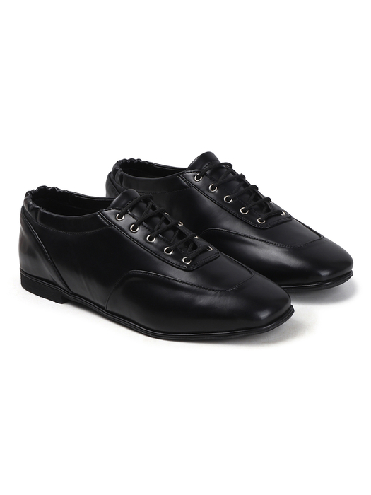 Timeless Lace-Up Ballerinas shoes in Black